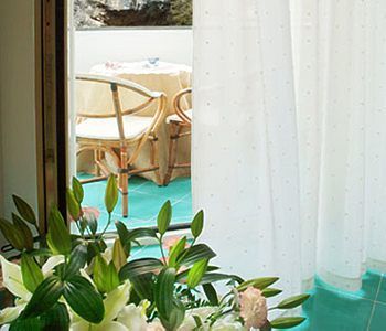 Lara Hotel